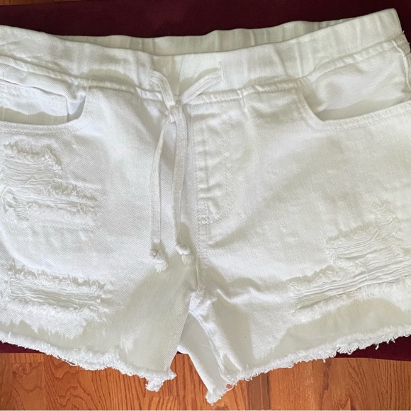 EUC YMI Dream Shorts in White. Size Small. Drawstring & Distressed. - Picture 16 of 16
